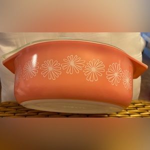 Pink Daisy Pyrex Casserole Dish 1.5 quart